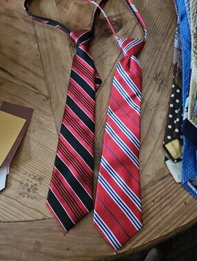 2 X Class Club Classic Red Striped Men's Zippered Adjustable Silk Neck Ties